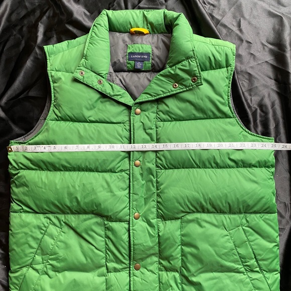 Lands End Vest - Picture 3 of 8